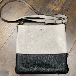 Small Kate Spade Cross Body